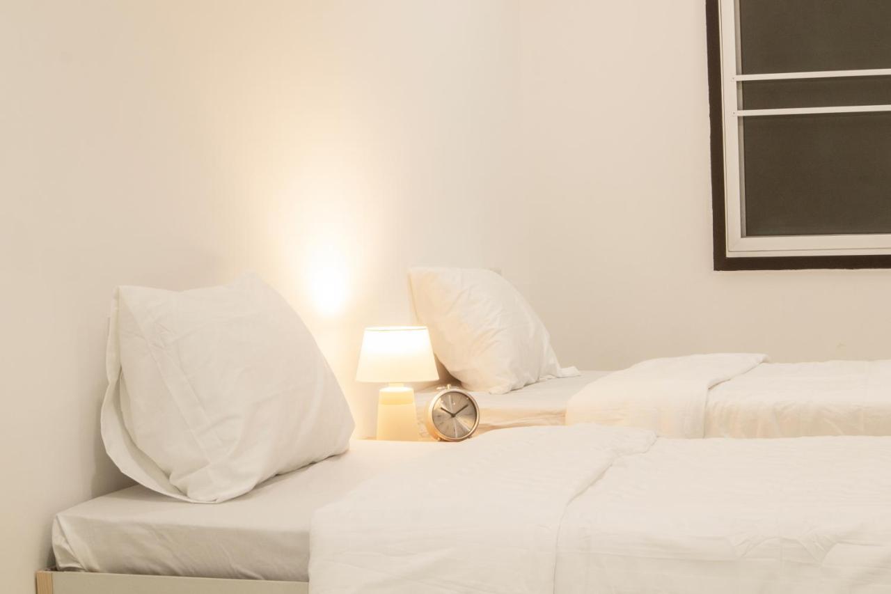 ตะวันแมนชั่น Apartment Ban Na Kha Ngoại thất bức ảnh